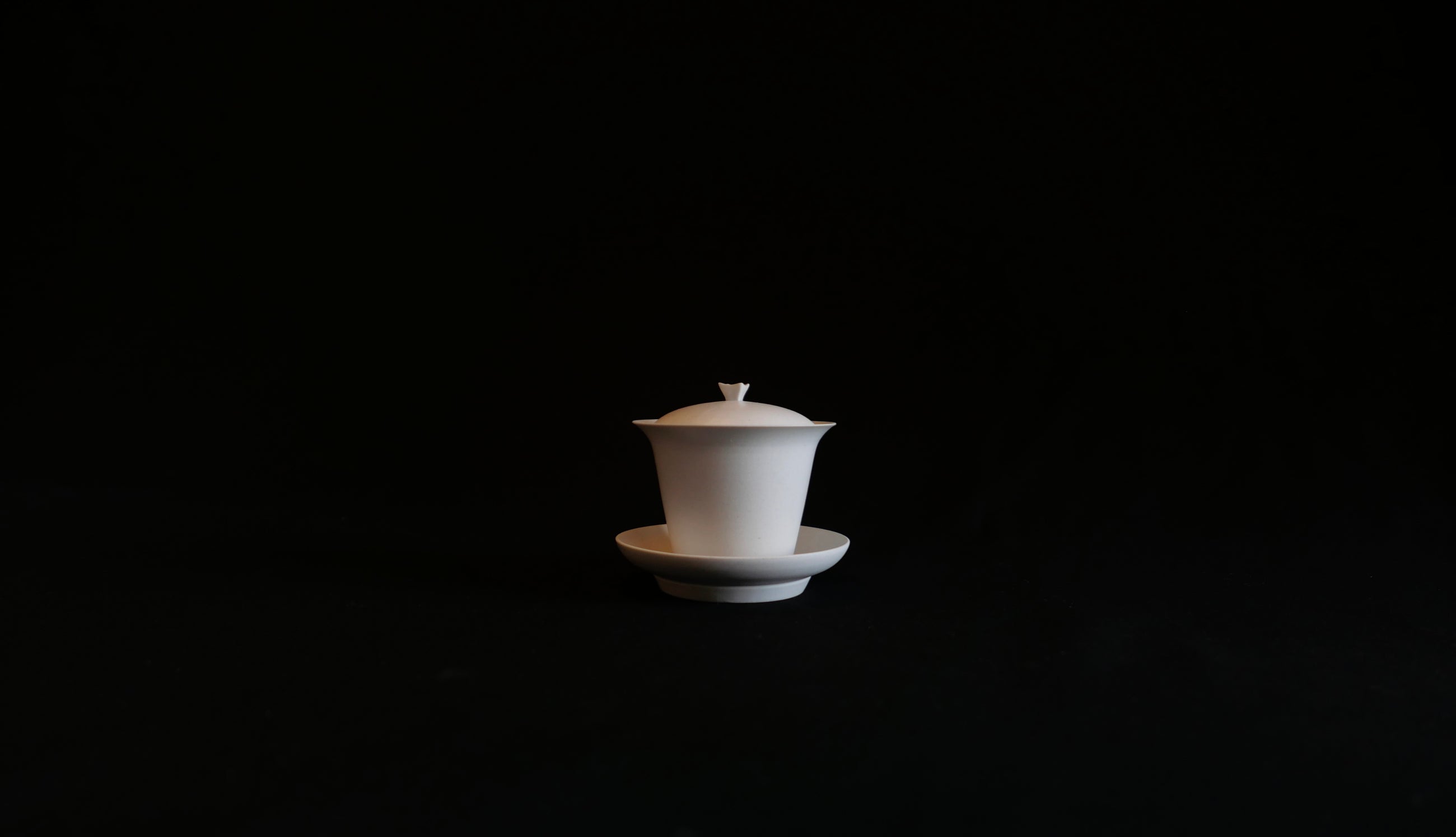 CERAMIC SQUARE LID KNOB GAIWAN