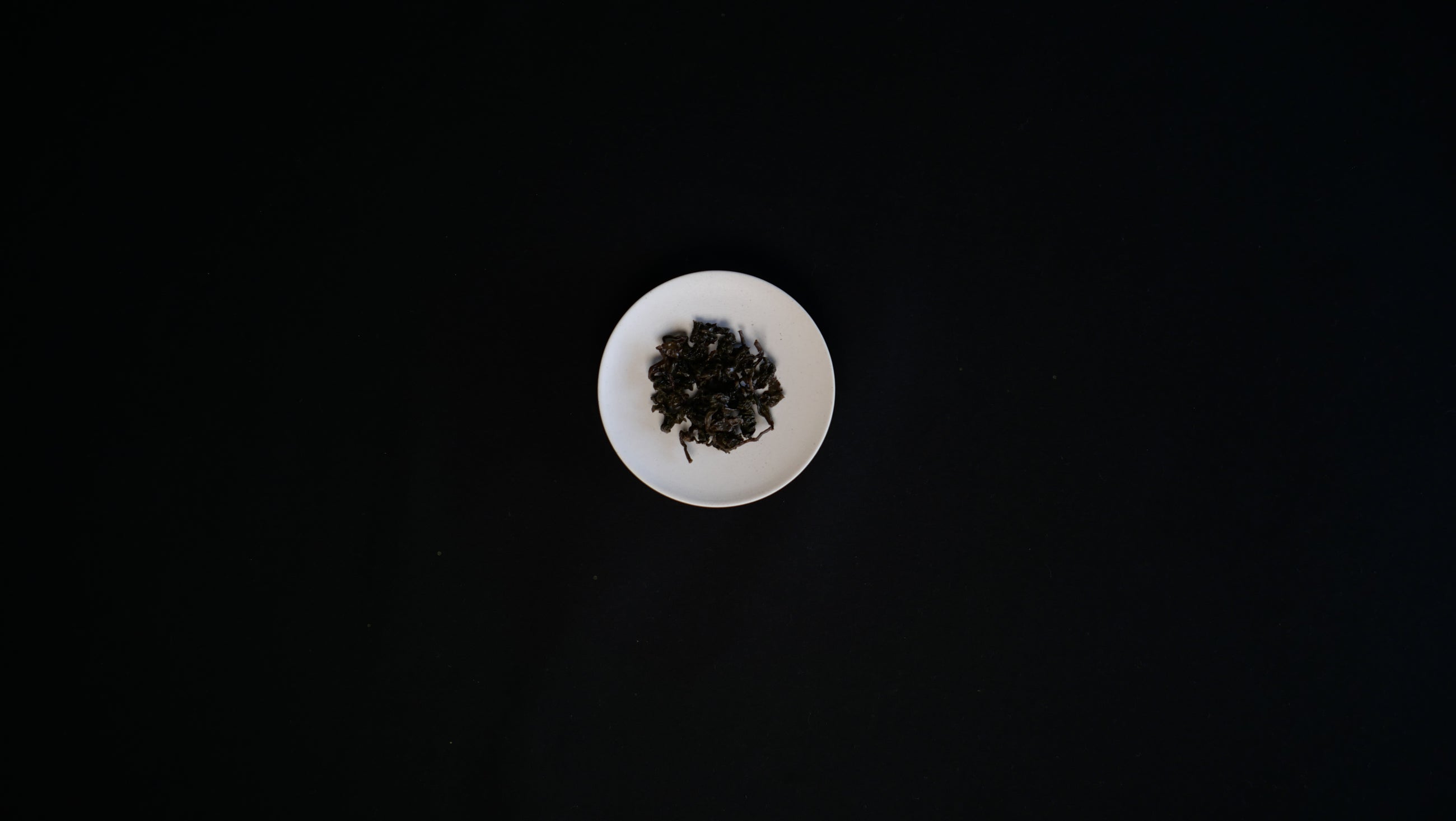 TAIWAN : PREMIUM DONG DING OOLONG TEA