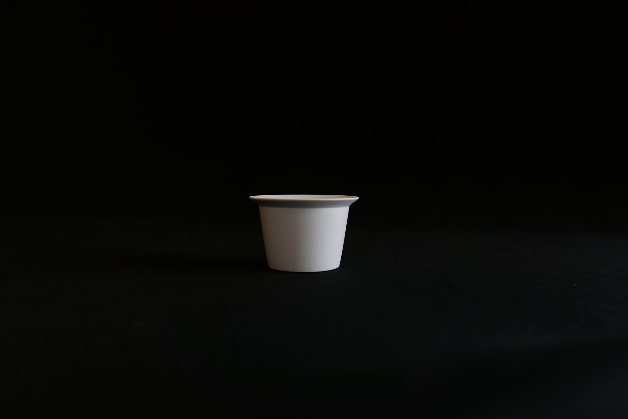 CERAMIC STRAINER