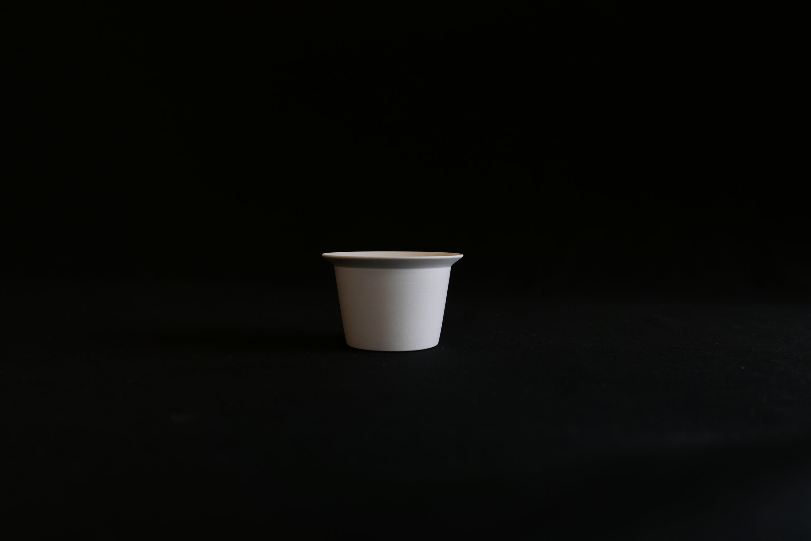 CERAMIC STRAINER