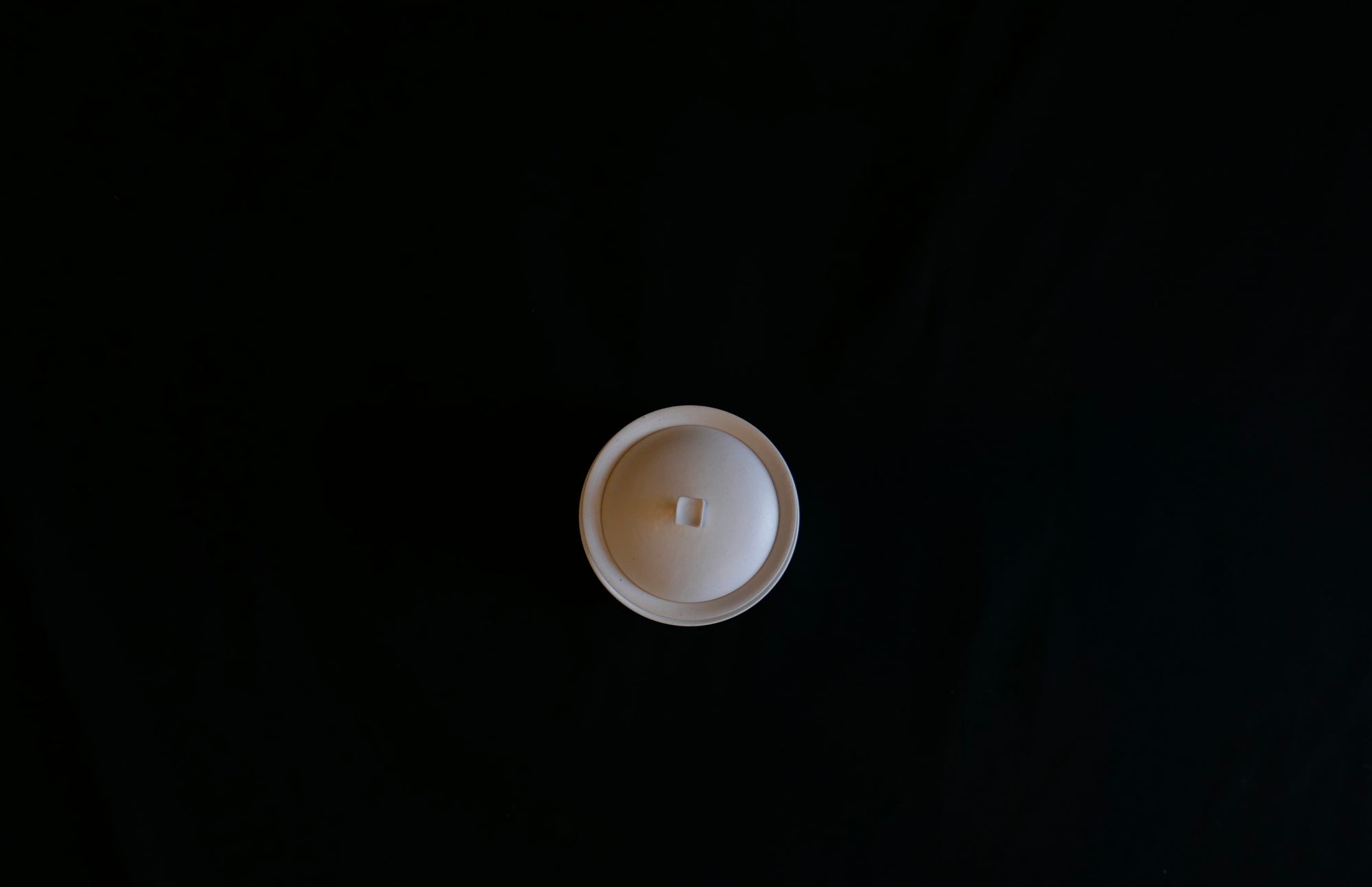 CERAMIC SQUARE LID KNOB GAIWAN